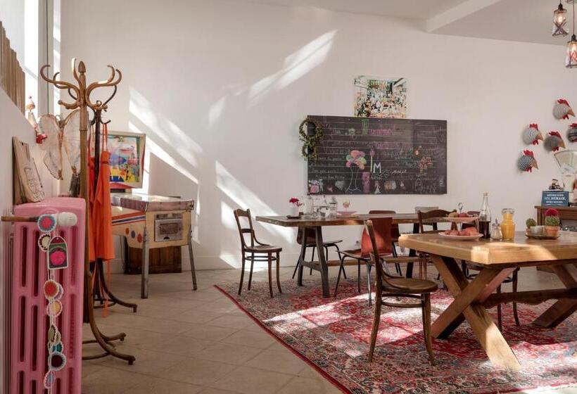 بنسيون La Maison D Ambronay