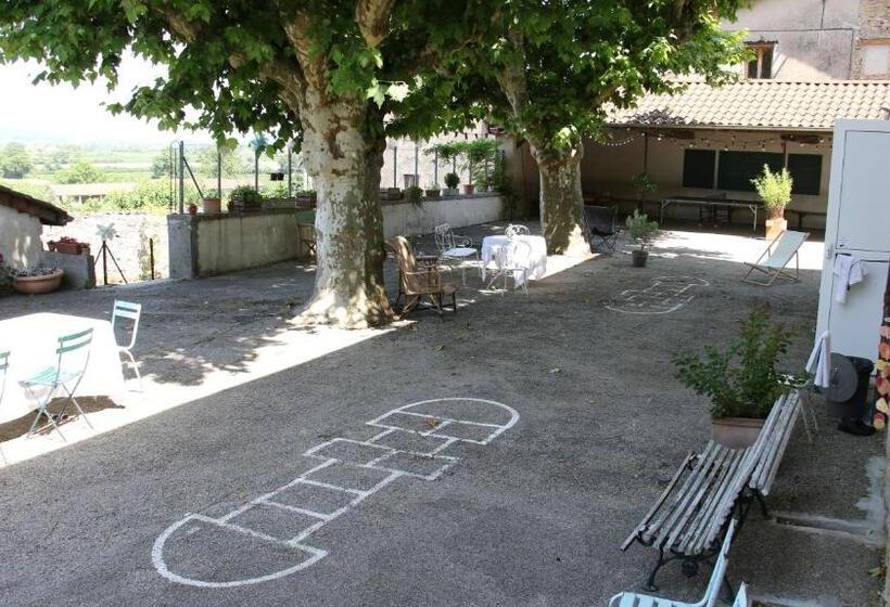 بنسيون La Maison D Ambronay