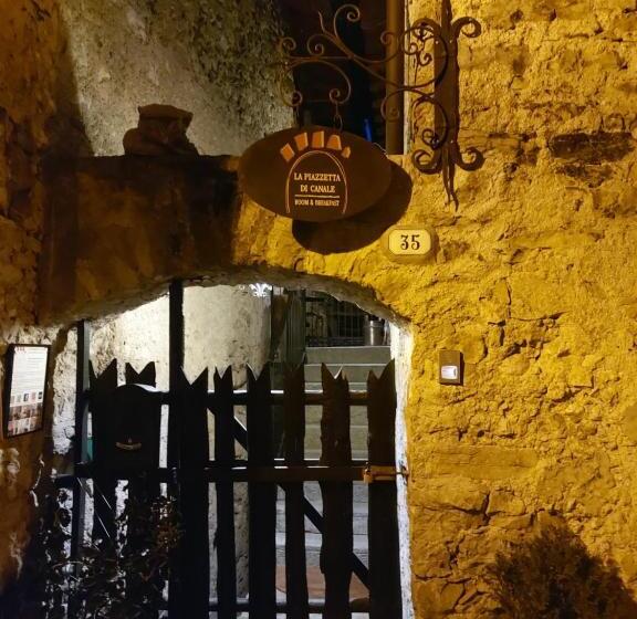 פנסיון La Piazzetta Di Canale B&b