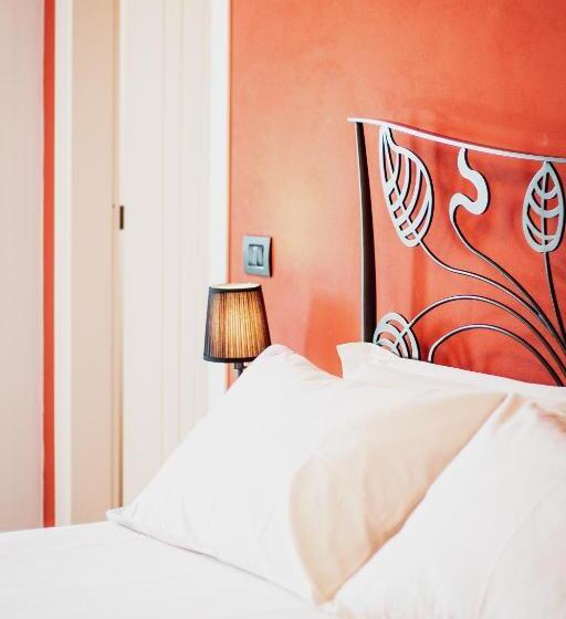 פנסיון La Rola