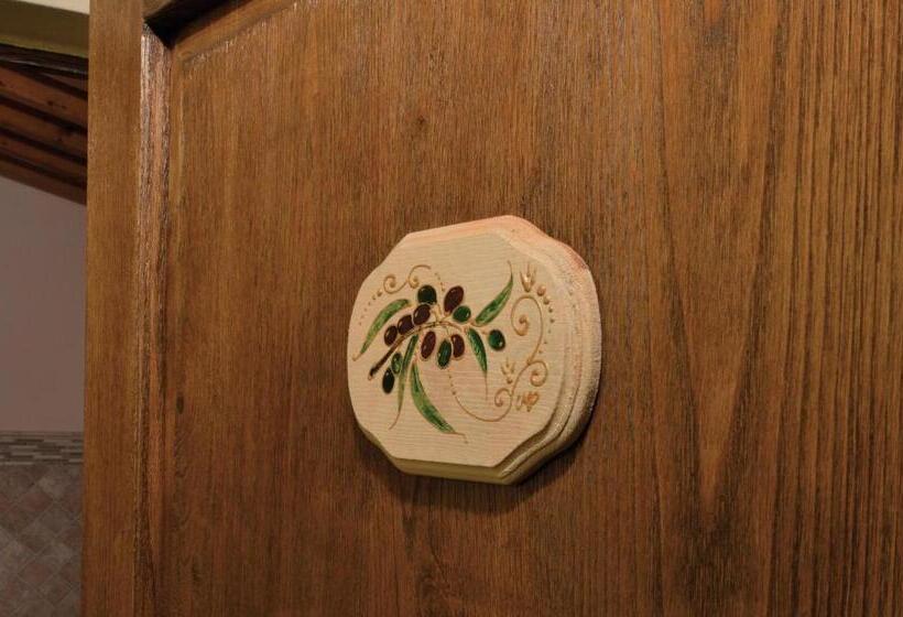 Пансион Locanda La Casina Di Lilliano