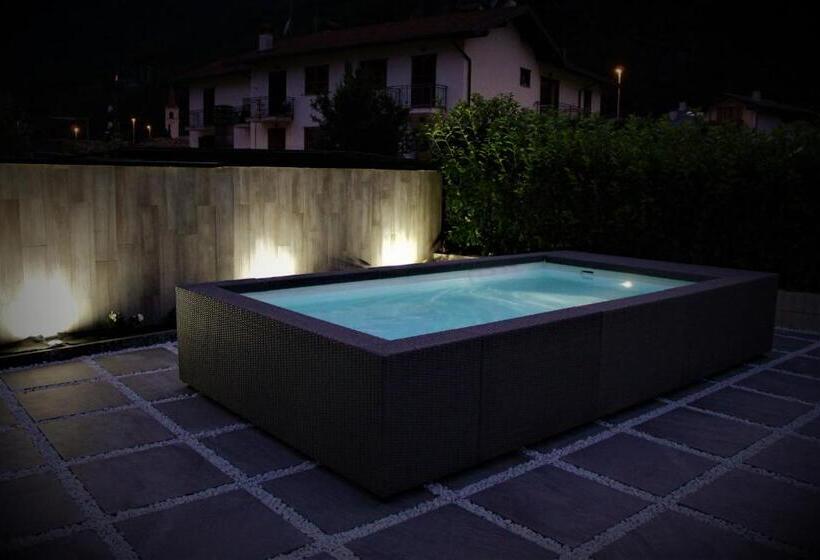 پانسیون Affittacamere Valchiavenna Foresteria In Tranquilla Villa Signorile Con Comodo Parcheggio Privato