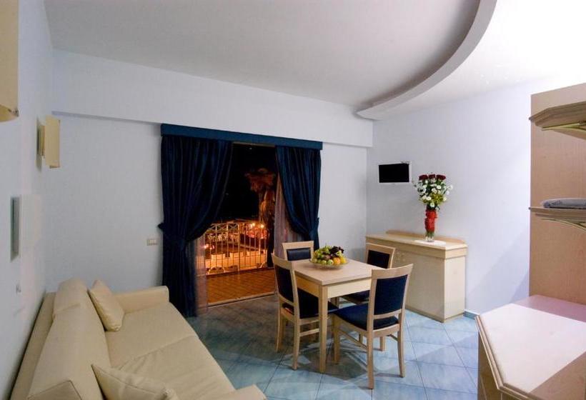 פנסיון Venustas Park