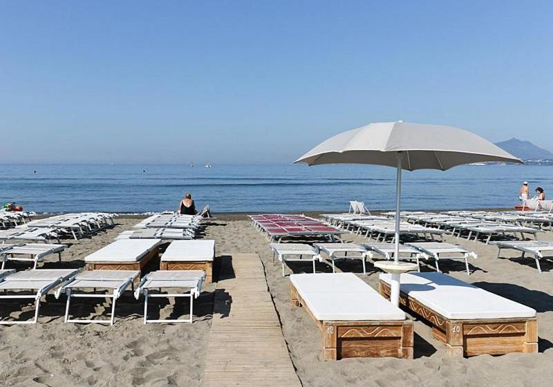 פנסיון Venustas Park