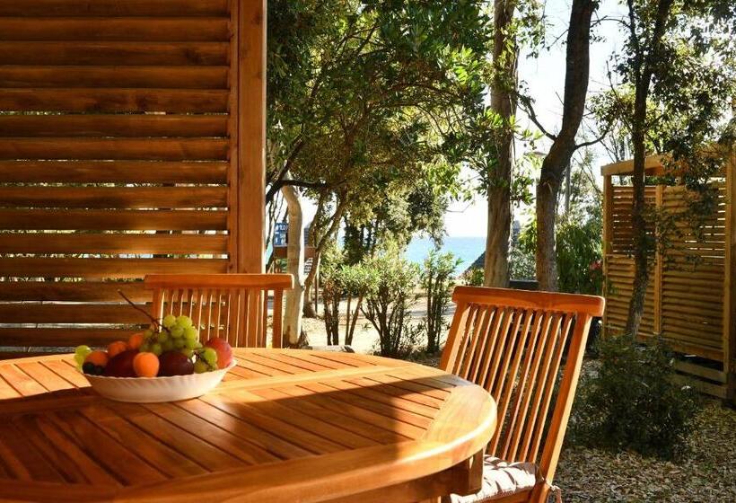 אתר נופש Bagheera Village Naturiste