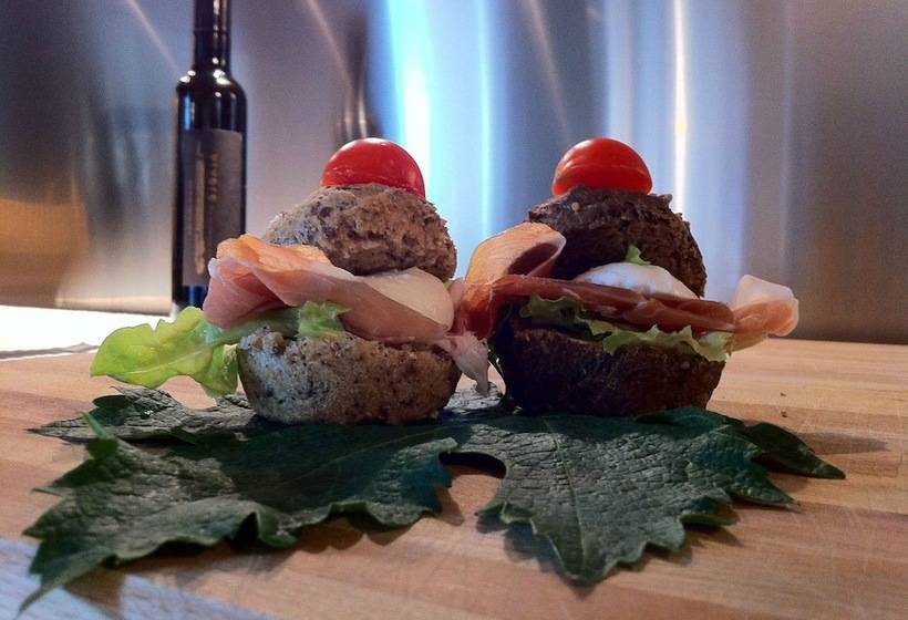 Vivere Suites & Rooms