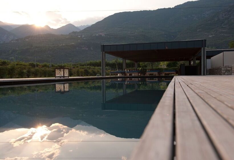 Vivere Suites & Rooms