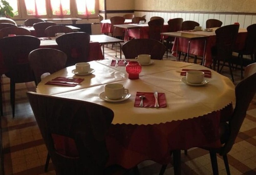 호텔 De La Pomme D'or