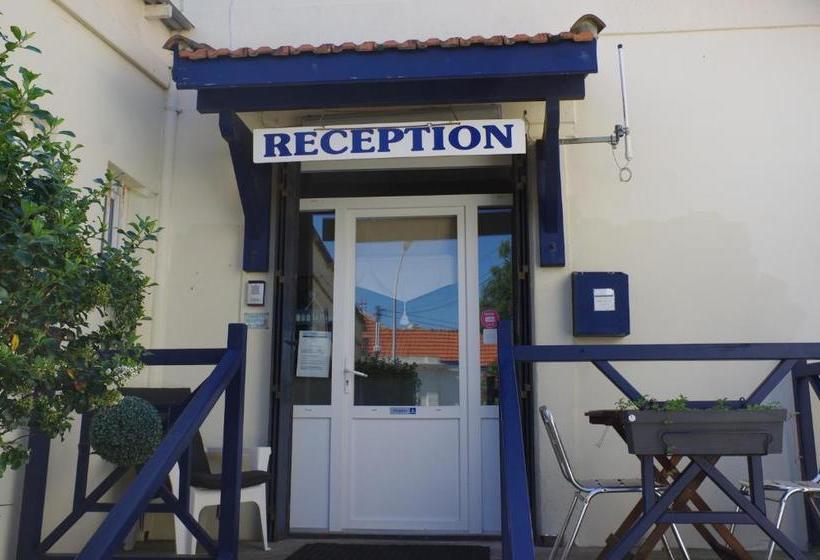 فندق Hôtel L'arbousier