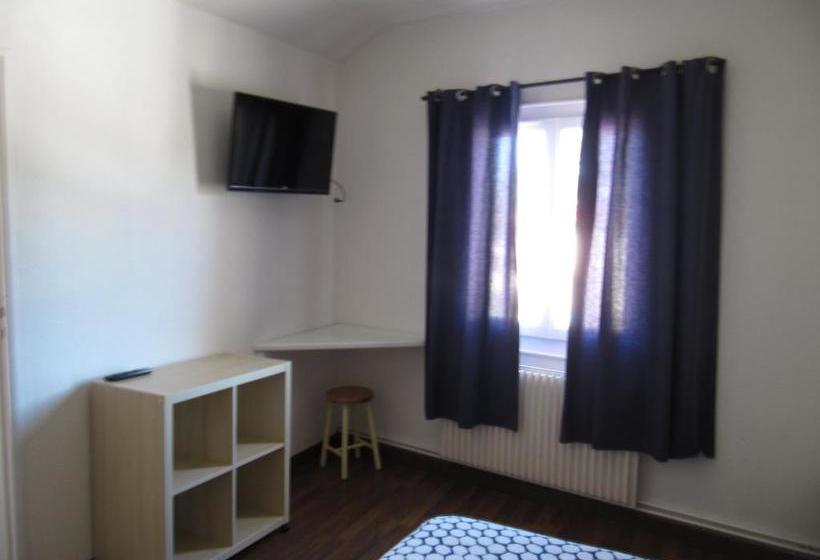 فندق Hôtel L'arbousier