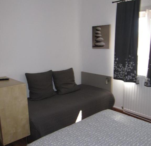 فندق Hôtel L'arbousier