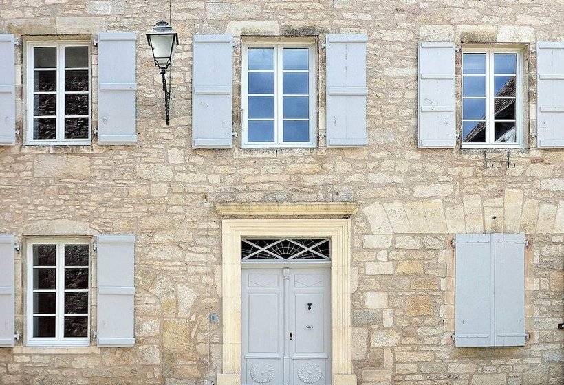 פנסיון Les Pirondeaux