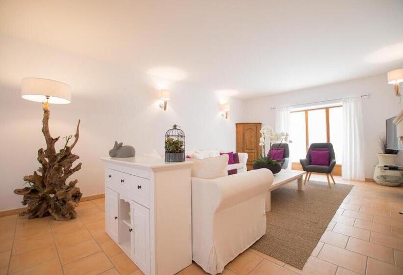 펜션 La Bastide Des Bourguets Adults Only, Mont Ventoux