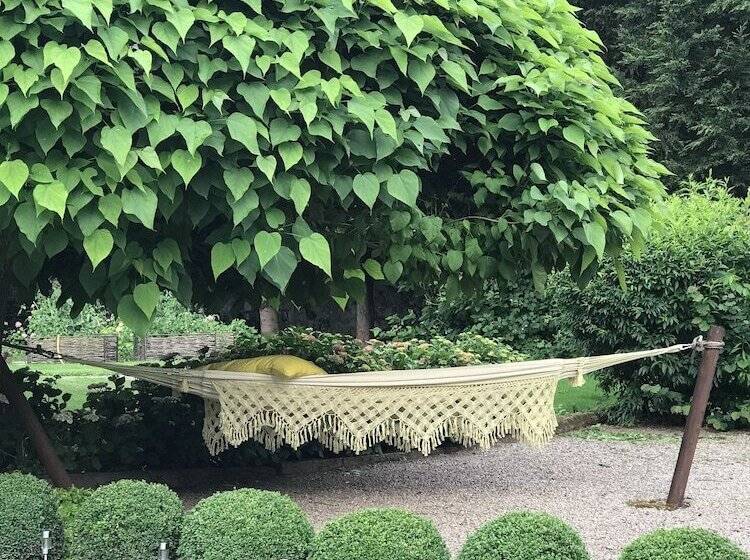 بنسيون La Maison D Inès And Ugolin & Spa