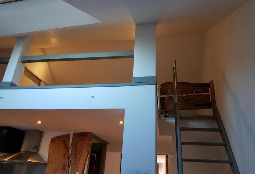 Au Detour De Gournay