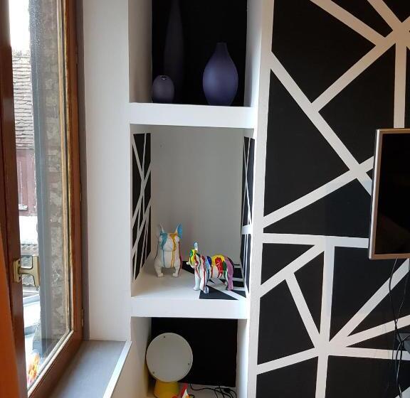 Au Detour De Gournay