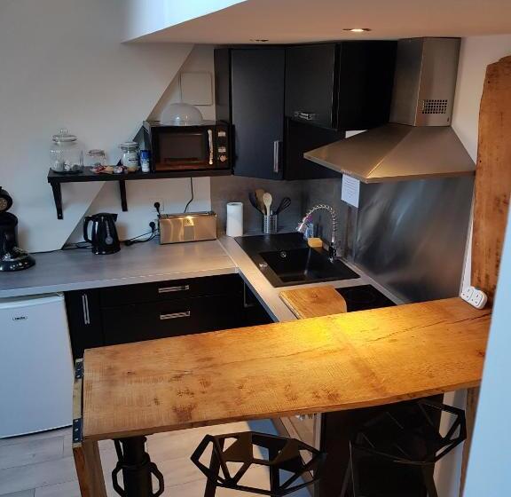 Au Detour De Gournay