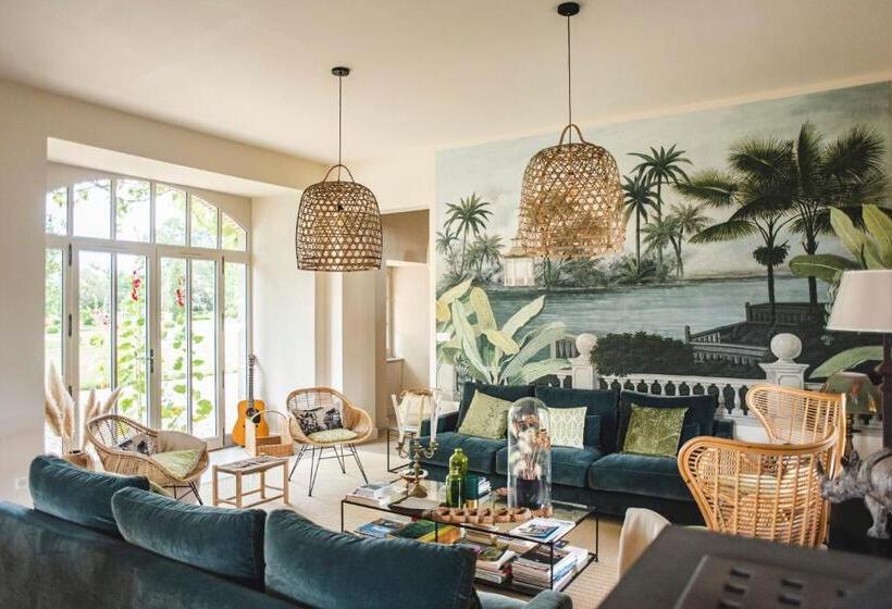 Bed and Breakfast Domaine De La Partoucie