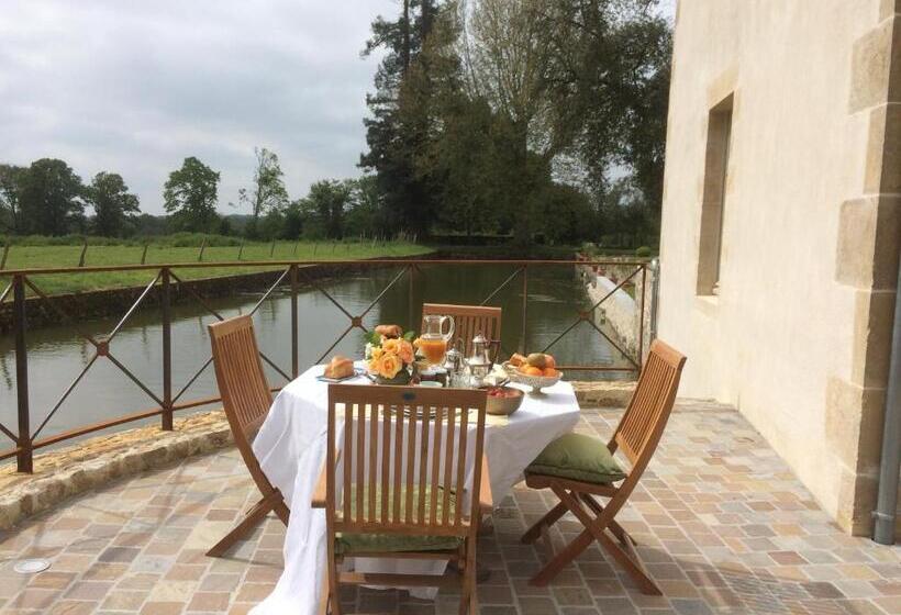 住宿加早餐  Domaine De La Partoucie