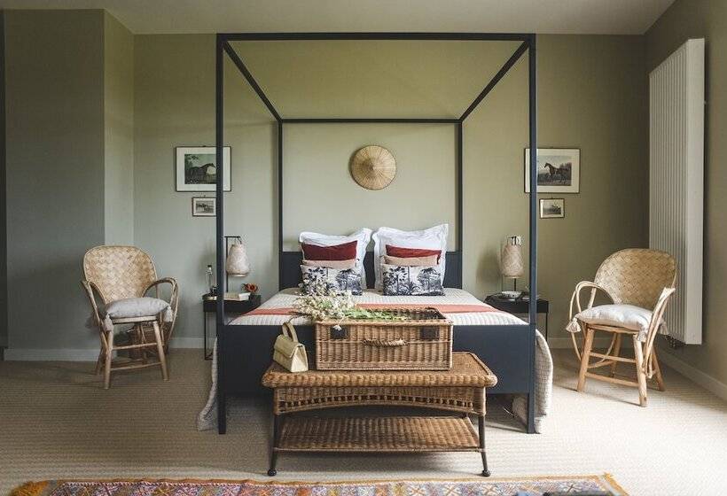 Bed and Breakfast Domaine De La Partoucie