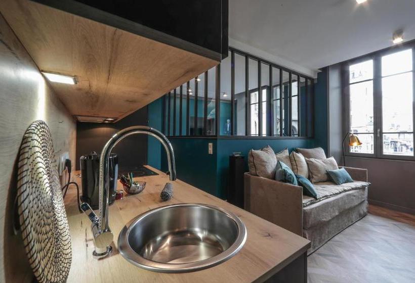 Cote Ouest Aix Les Bains