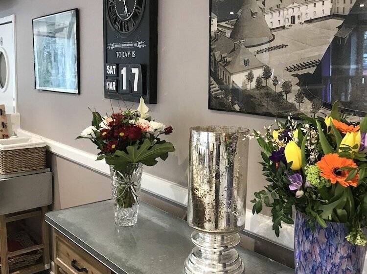 Отель Le Creusot