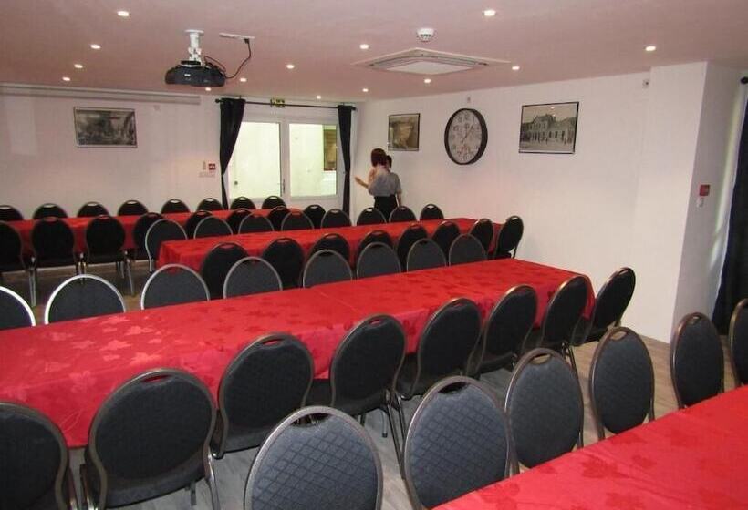 Отель Le Creusot