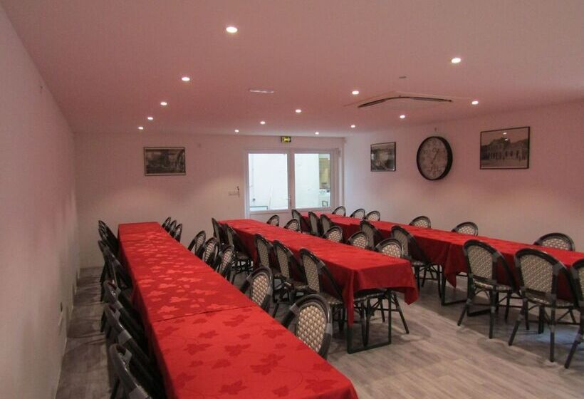 Отель Le Creusot