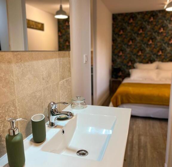 Пансион Le Petit Pressoir