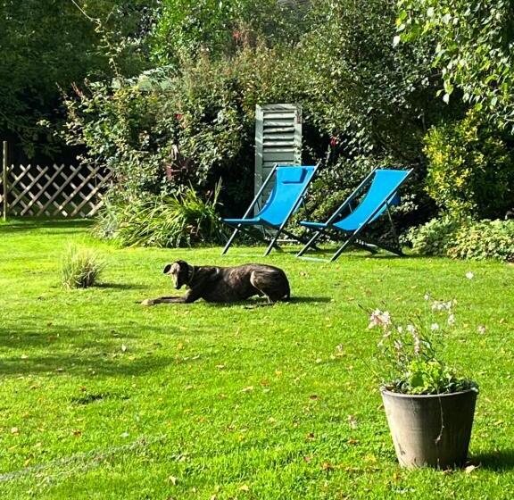 Пансион Le Petit Pressoir