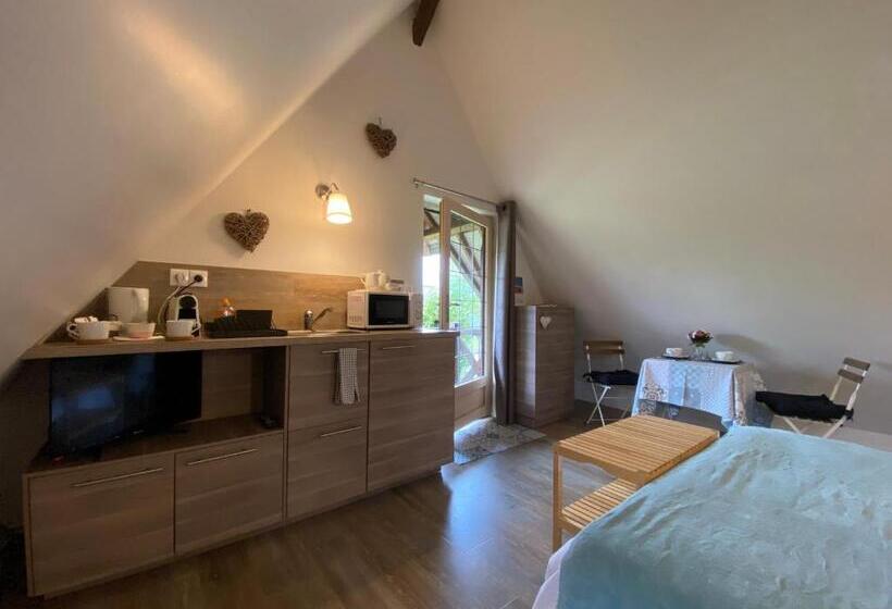 Пансион Le Petit Pressoir