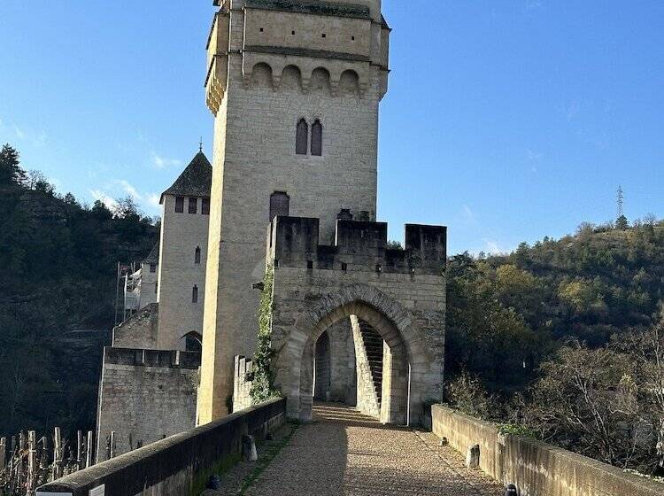 Пансион Les Hauts De Saulies