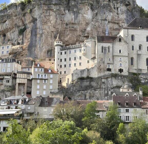 Пансион Les Hauts De Saulies