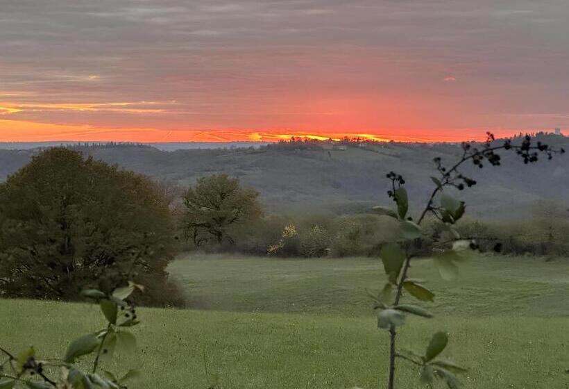 Пансион Les Hauts De Saulies
