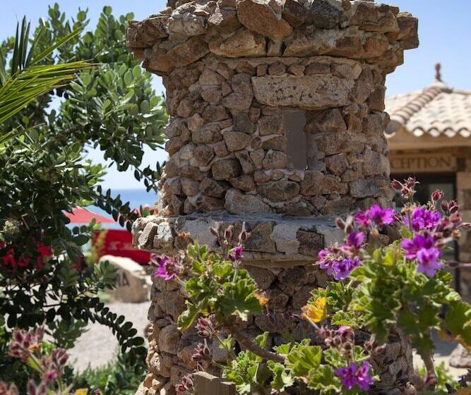 Et Residence Ta Kladia  Omigna