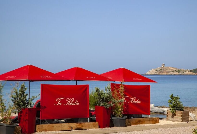 Et Residence Ta Kladia  Omigna