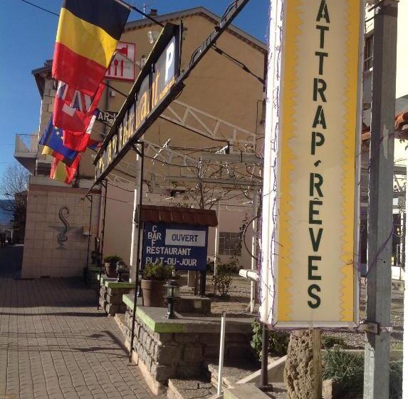 פנסיון Attrap'rêves