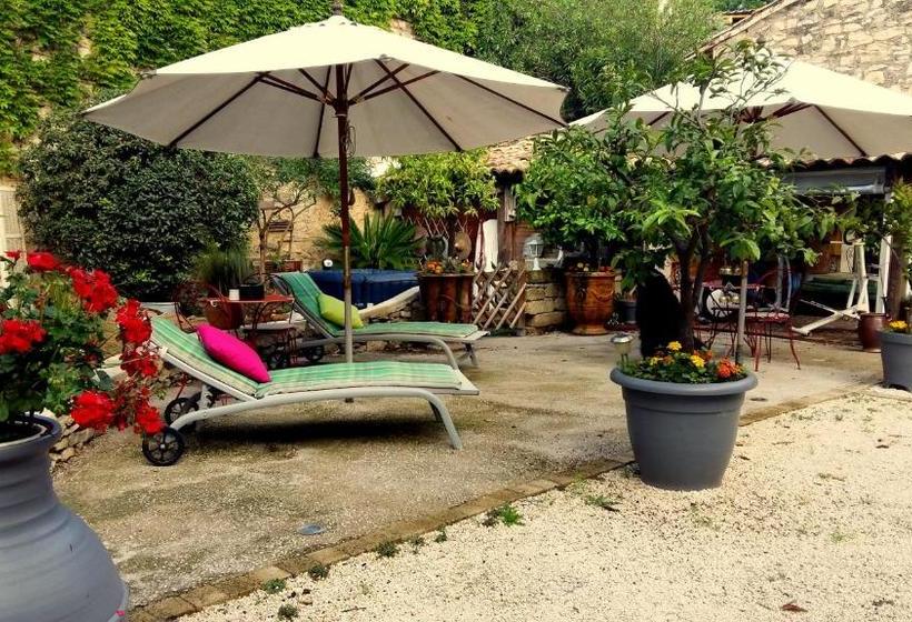 بنسيون Le Clos Des Aramons