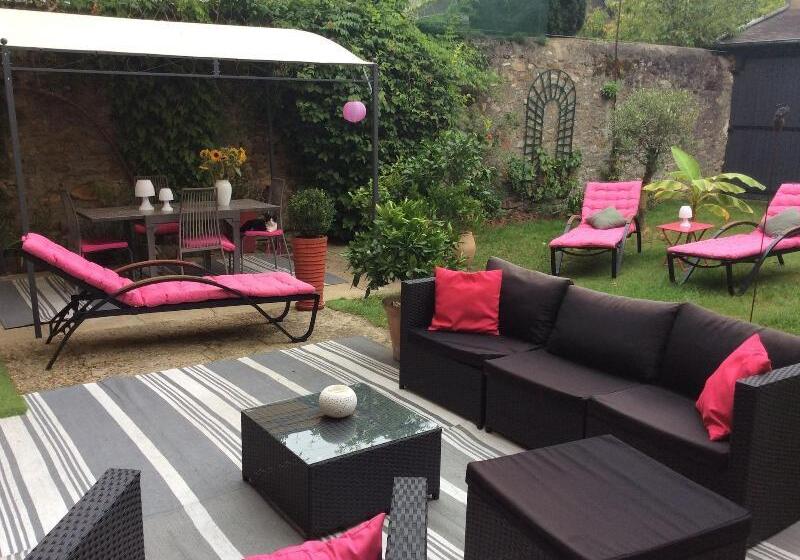 پانسیون Les Lamartine Chambres D Hôtes