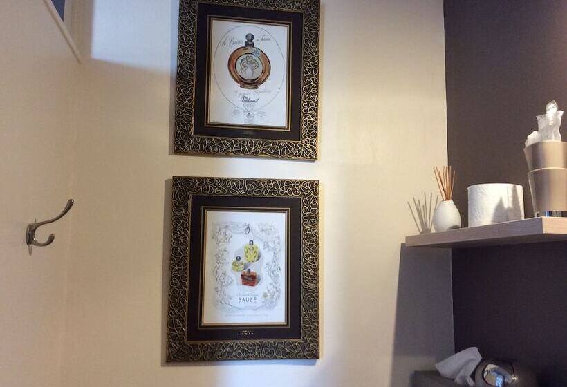 پانسیون Les Lamartine Chambres D Hôtes