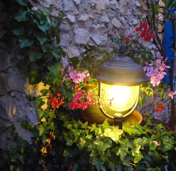 ユースホステル La Bastide Bleue