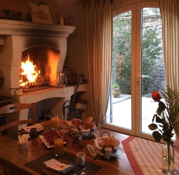 مبيت وإفطار Chambre D'hôtes De Charme Le Bartas