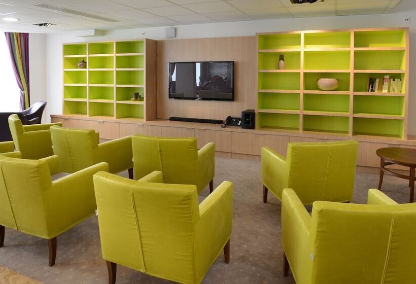 Domitys Le Parc De Saint Cloud