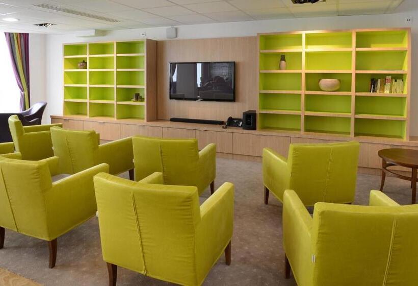 Domitys Le Parc De Saint Cloud