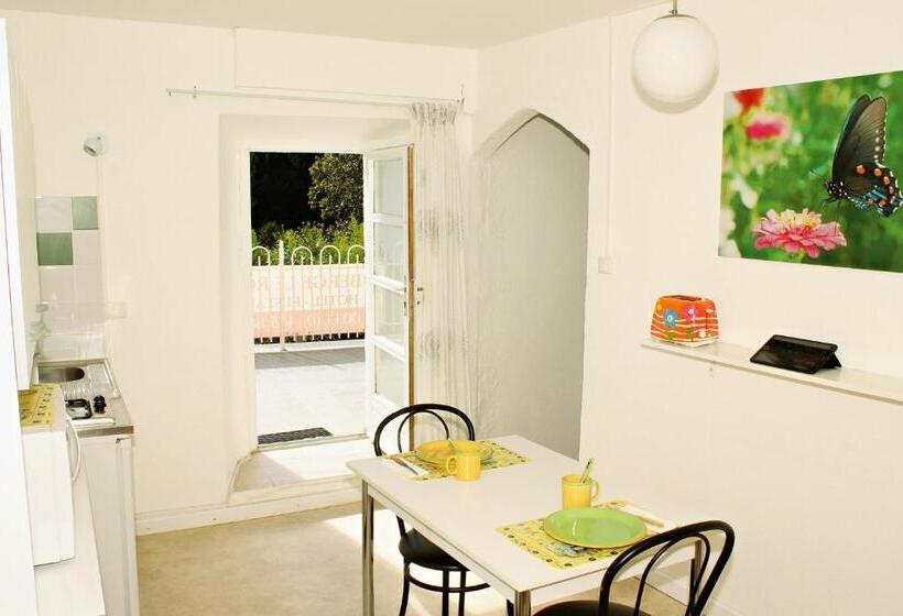 酒店 Auberge Le Romarin