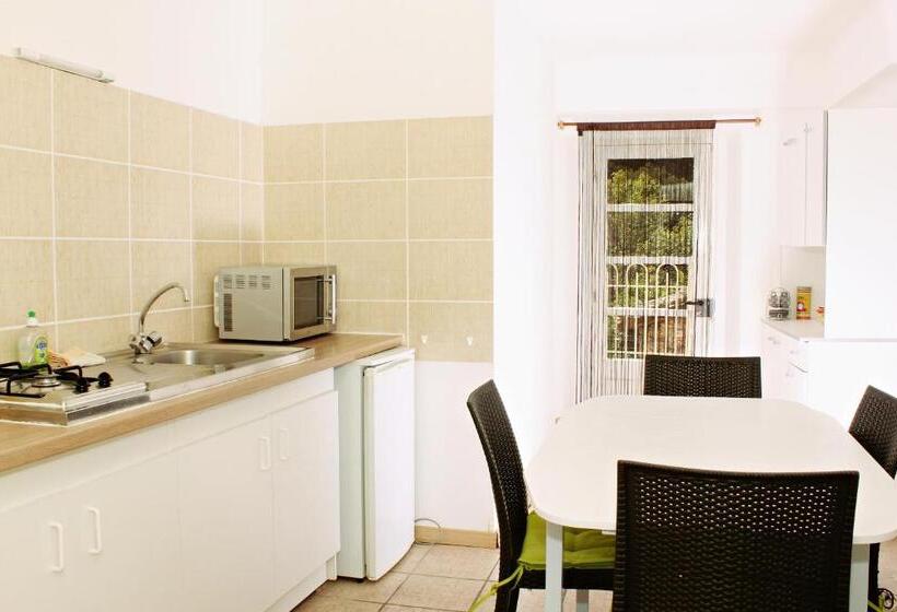 酒店 Auberge Le Romarin