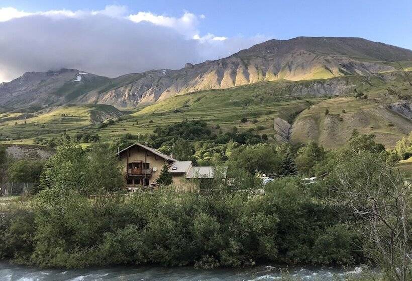 בית מלון כפרי Le Gîte Le Pas De L Ane