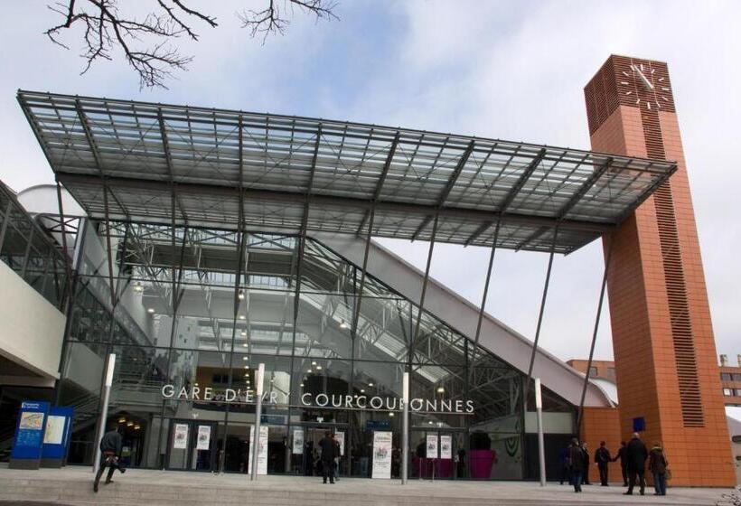 Montempô Apparthôtel Evry