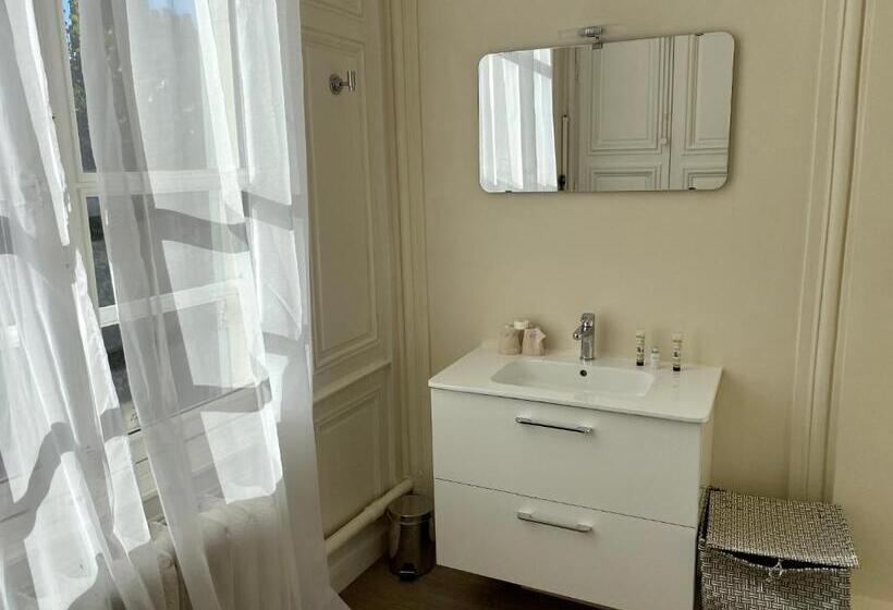 Particulier De Champrond