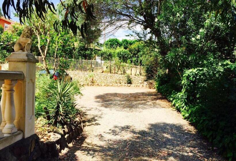 Пансион Au Reveil Des Cigales